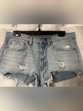 BDG essential mid rise shorts